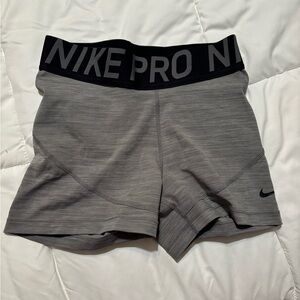 Nike,Small,Gray